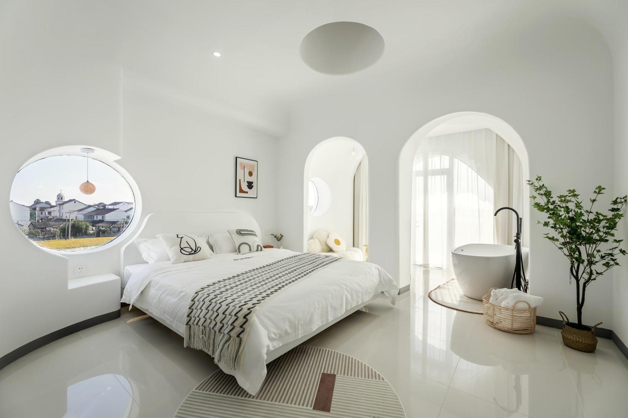 Mengkeqi Hotel 3*